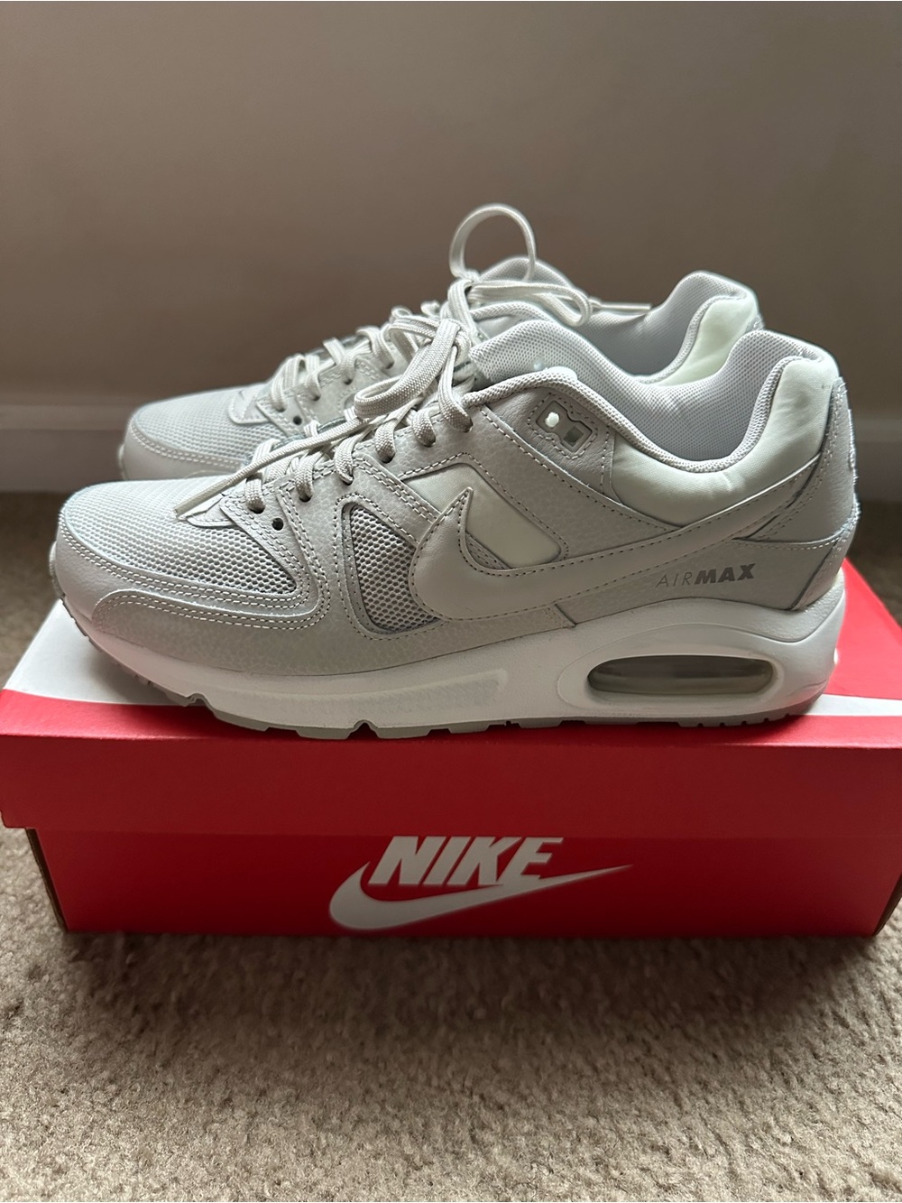 Nike Women’s Air Max Command